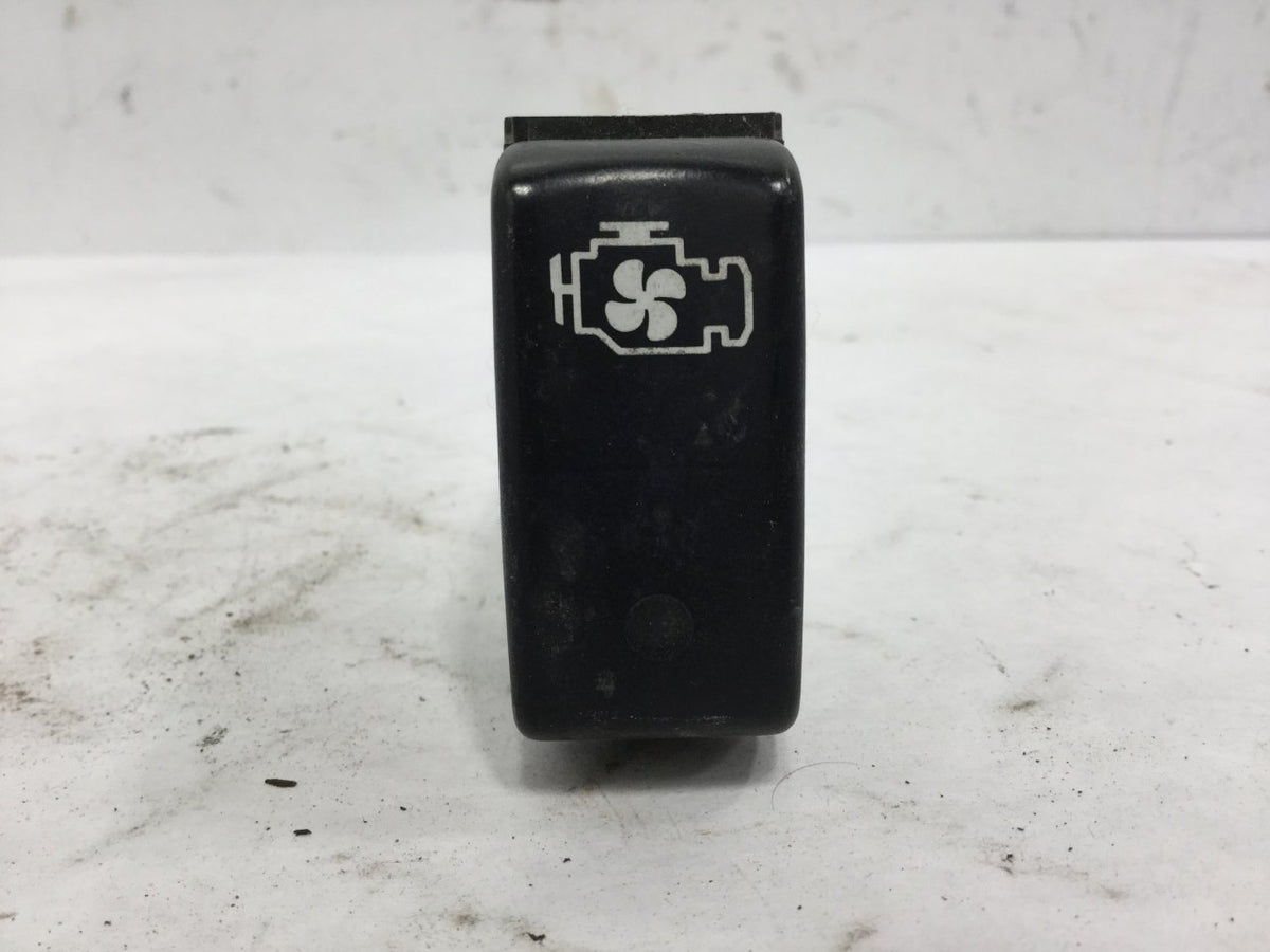Kenworth P27-1040-13 fan override switch product view