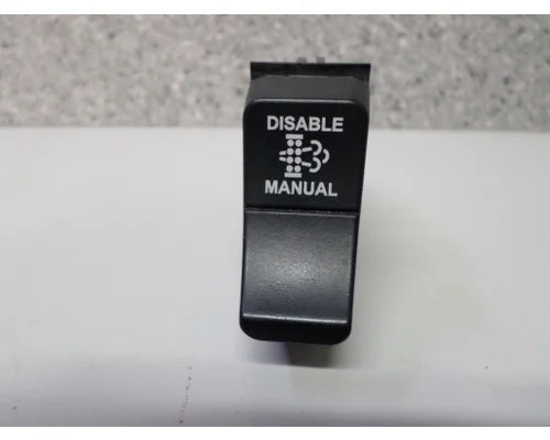 Kenworth P27-1173-009 DPF regen switch from 2015 Kenworth T680, used