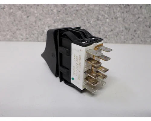 Kenworth P27-1173-009 DPF regen switch from 2015 Kenworth T680, used - view 2 of 3