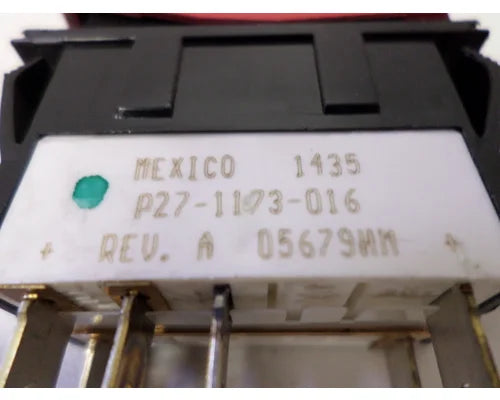 Kenworth P27-1173-016 hazard switch from 2015 Kenworth T680, used - view 3 of 3