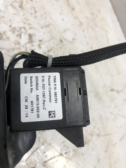 Kenworth P27-4067 turn signal / column switch from 2015 Kenworth T680, used - view 3 of 5