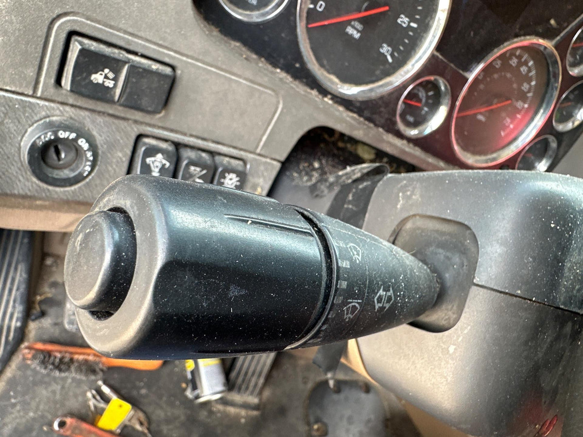 Kenworth P27-4067 turn signal / column switch from 2015 Kenworth T680, used - view 5 of 5