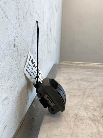 Kenworth P271069 power window switch (LH) from 2006 Kenworth T800, used - view 4 of 7