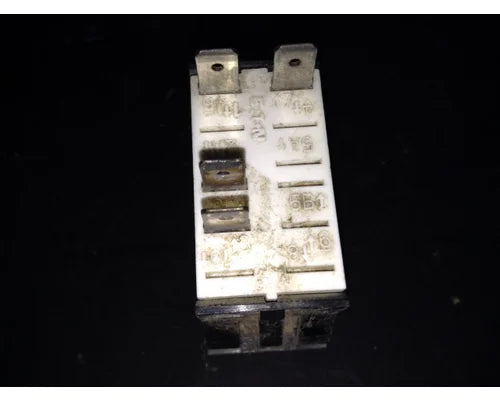 Kenworth P271085002 DPF regen switch from 2010 Kenworth T660, used - view 2 of 2