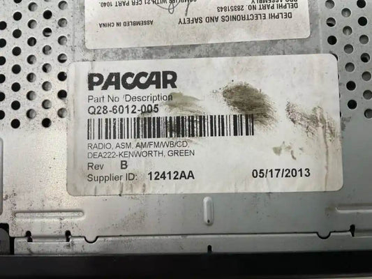Kenworth Q28-6012-005 radio from 2014 Kenworth T370, used