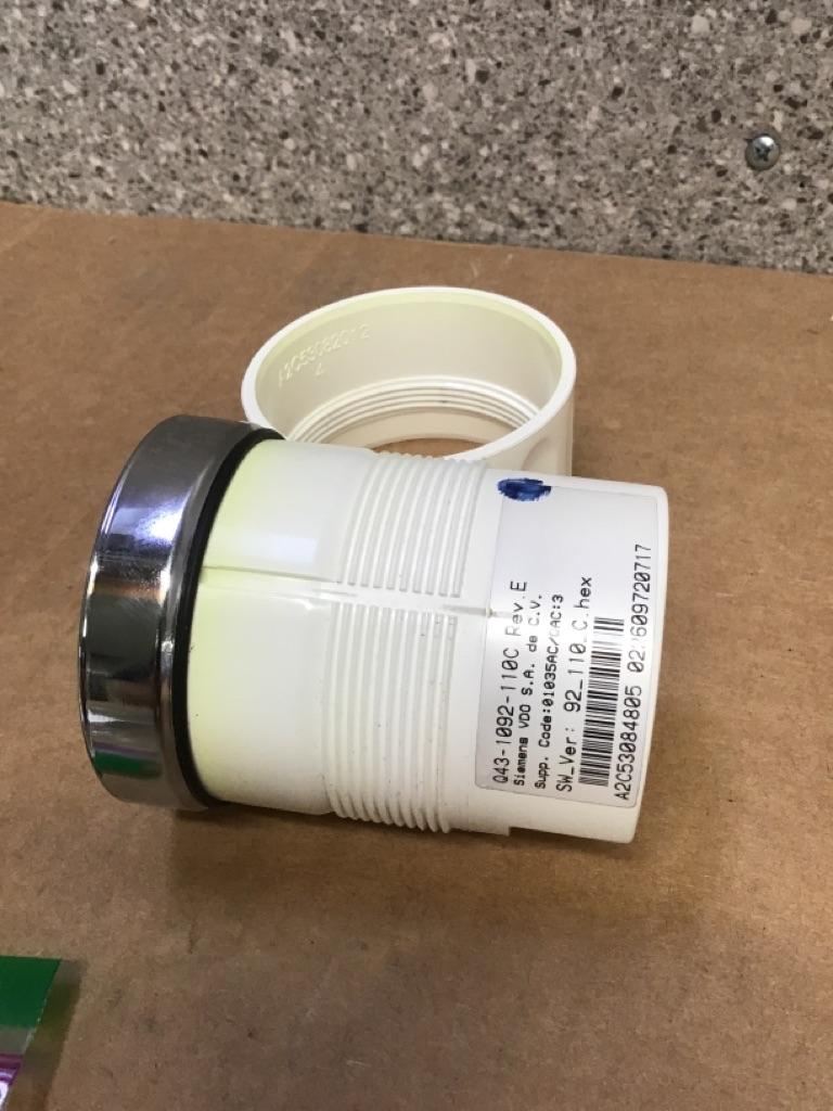 Kenworth Q43-1092-110C rear drive axle temperature gauge from 2008 Kenworth T660, used - view 2 of 3