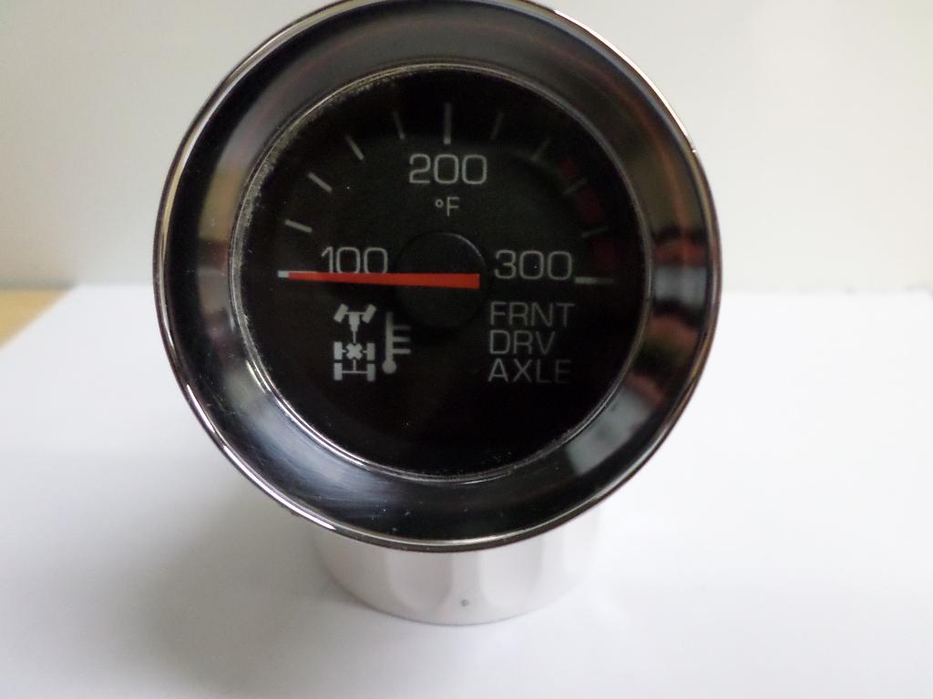 Kenworth Q43-1092-119C front drive axle temperature gauge from 2011 Kenworth W900, used