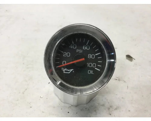Kenworth Q43-1111-104 oil pressure gauge from 2013 Kenworth T660, used