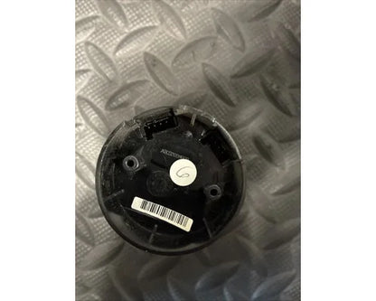 Kenworth Q43-1135-119-100 front drive axle temperature gauge from 2015 Kenworth T880, used - view 2 of 3