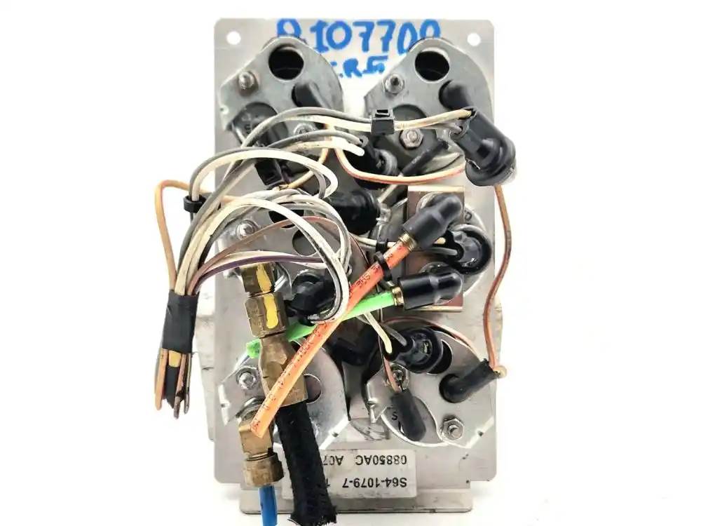 Kenworth S64-1079-7 instrument cluster from 2005 Kenworth T300, used - view 2 of 4