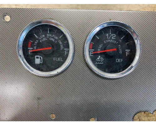 Kenworth S64-1302-1110000 instrument gauge panel (2 gauges) from 2012 Kenworth T270, used