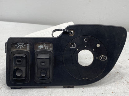 Kenworth S641023 switch panel from 2007 Kenworth T2000, used