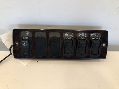 Kenworth S641267130 switch panel from 2012 Kenworth T700, used