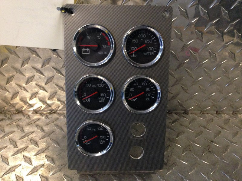 Kenworth S641293 gauge panel from 2013 Kenworth T370, used
