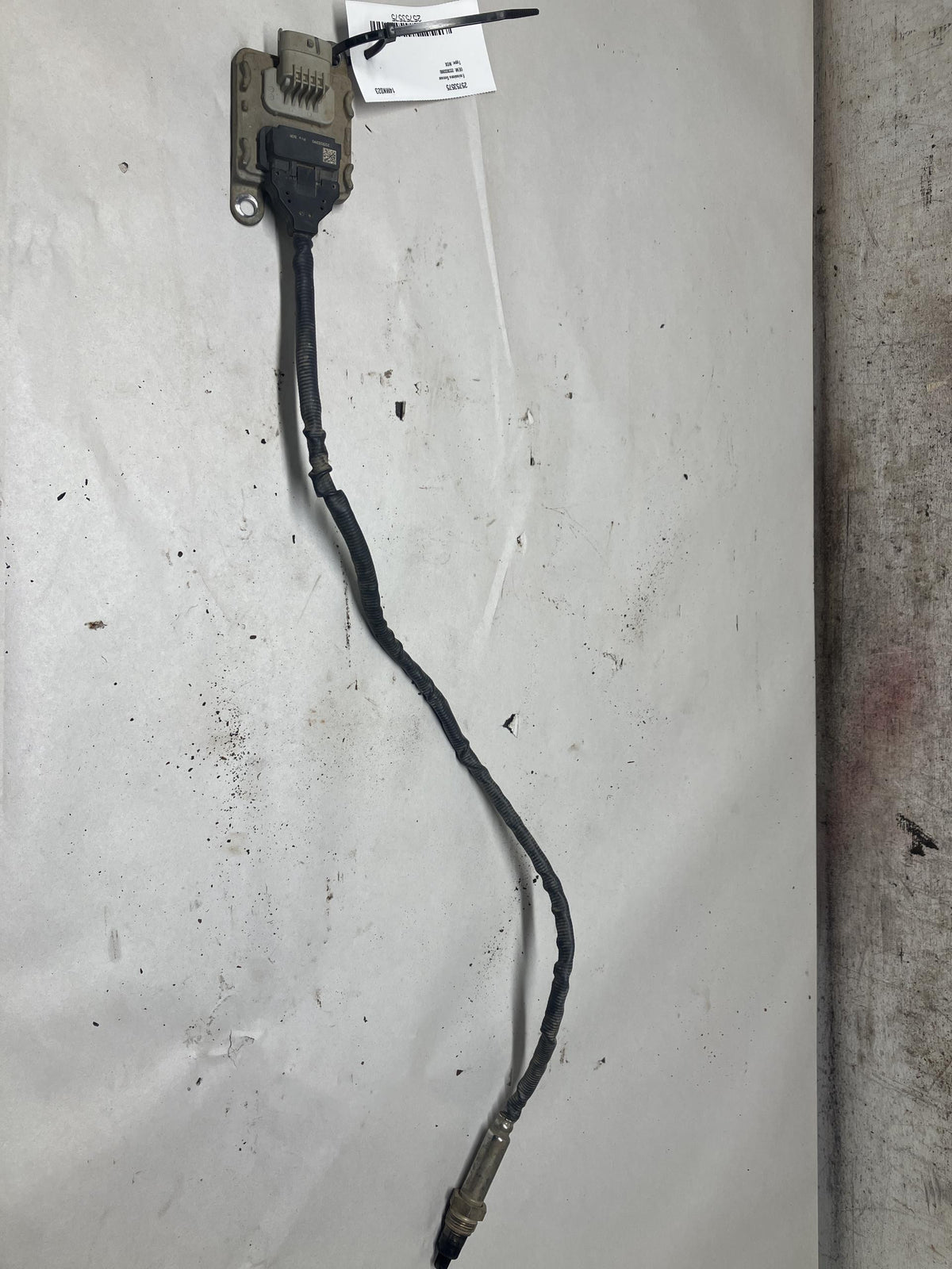 Mack 22303390 NOx sensor from 2014 Mack MP8, used