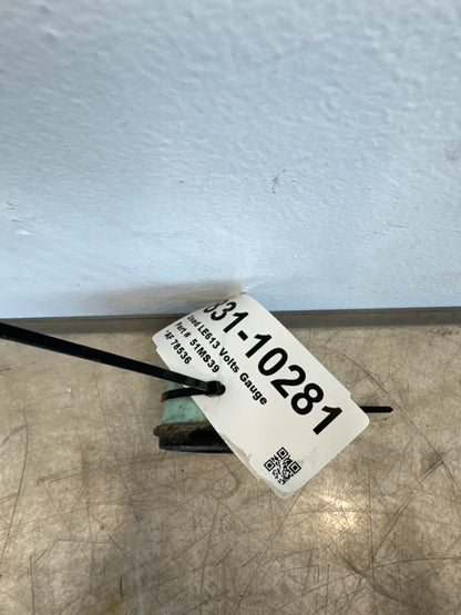 Mack 51MS39 voltmeter gauge from 2000 Mack LE613, used - view 5 of 6