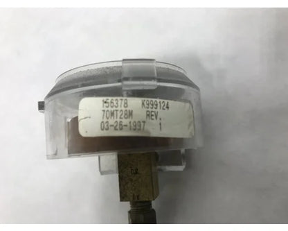 Mack 70MT28M oil pressure gauge from 1998 Mack CH, used - view 3 of 3