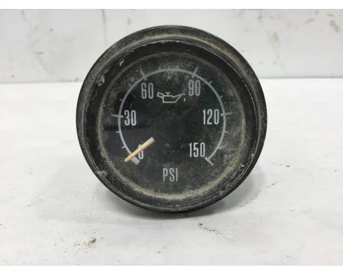 Mack 70MT31P2 oil pressure gauge from 2001 Mack RD600, used
