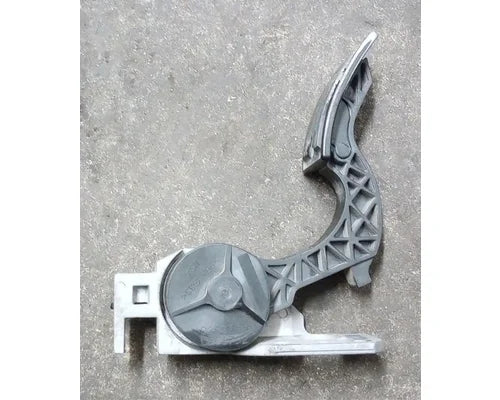Mack 82627960 accelerator pedal assembly from 2013 Mack CXU613, used - view 2 of 6