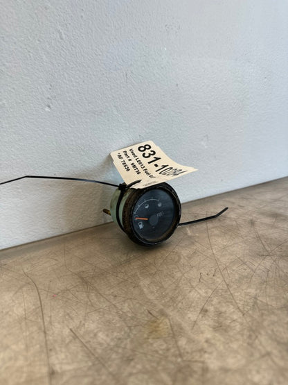 Mack 9MT36 fuel gauge from 2000 Mack LE613, used