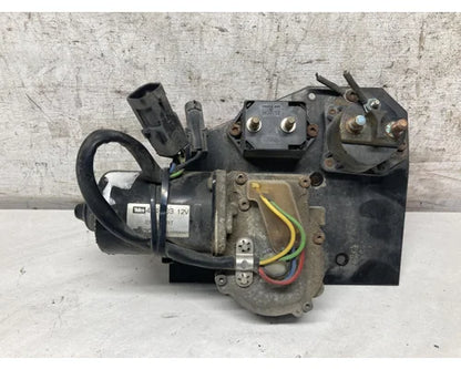 Mack E-008-084 windshield wiper motor from 2003 Mack CH, used
