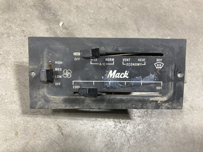 Mack RD-3-3812-0 heater / A/C temperature control from 1998 Mack RD600, used