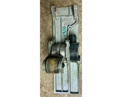 Peterbilt 133284 throttle pedal (williams controls) from 2007 Peterbilt 386, used - view 3 of 8