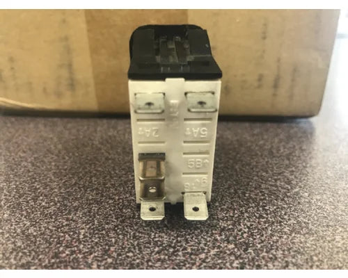 Peterbilt 16-09122-7G8EED2B81 ATC (traction control) switch from 2012 Peterbilt 587, used - view 3 of 3
