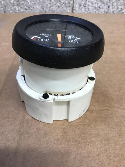 Peterbilt 17-05064-002E oil temperature gauge (black bezel) from 2004 Peterbilt 387, used - view 3 of 6