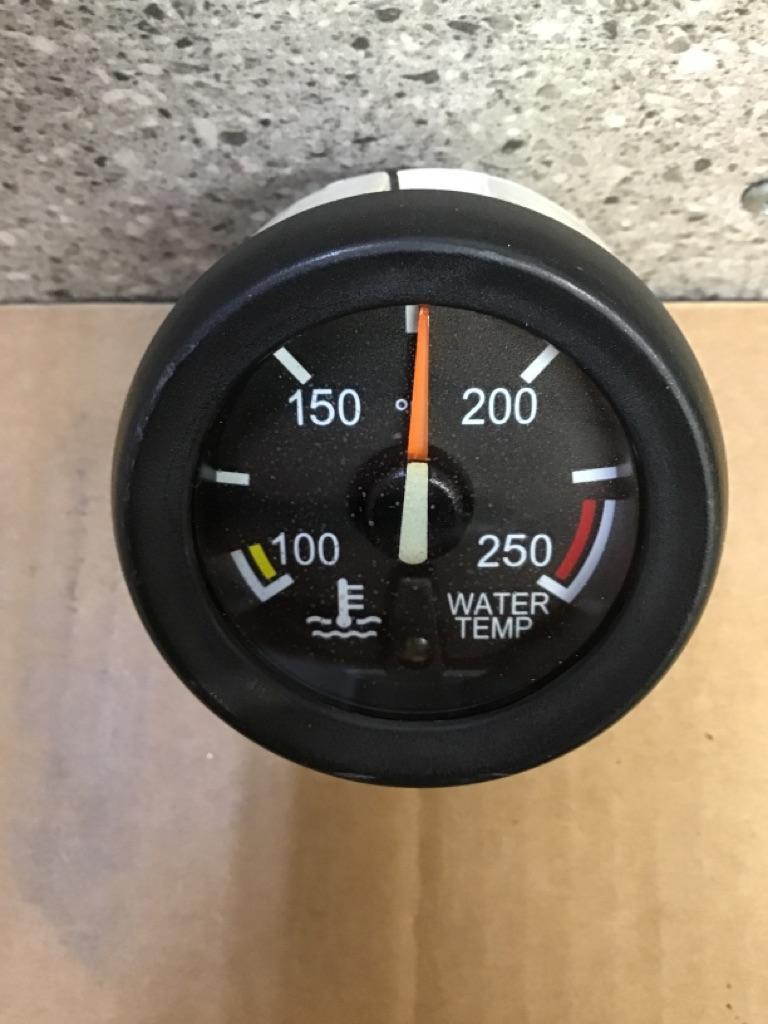 Peterbilt 17-05064-022E water temperature gauge (black bezel) from 2004 Peterbilt 387, used