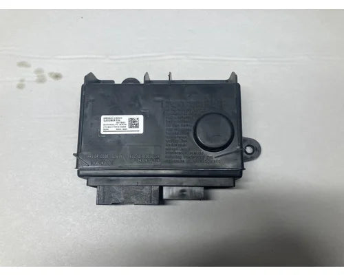 Peterbilt 28116441 keyless entry module from 2012 Peterbilt 348, used