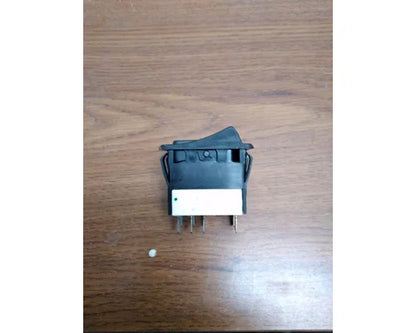 Peterbilt P27-1170-055 fifth wheel slide lock switch from 2015 Peterbilt 579, used - view 4 of 5