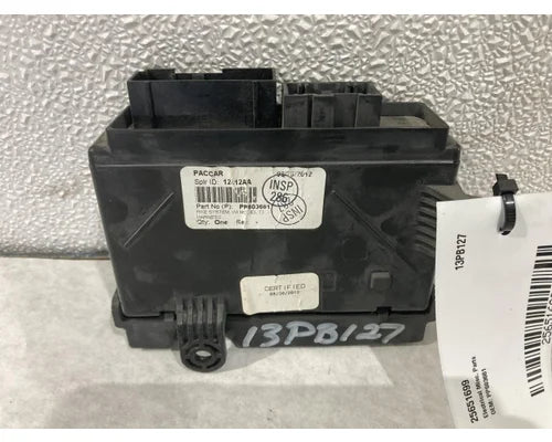 Peterbilt PP603661 keyless entry module from 2013 Peterbilt 386, used