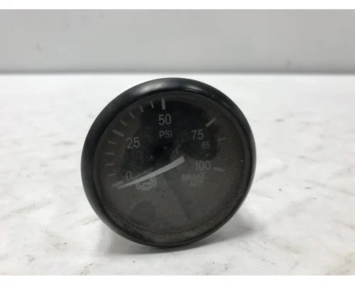 Peterbilt Q43-6002-103B brake air pressure gauge from 2011 Peterbilt 384, used
