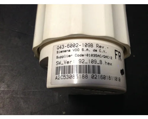 Peterbilt Q43-6002-109B front drive axle temperature gauge from 2009 Peterbilt 384, used - view 3 of 3