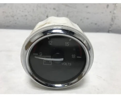 Peterbilt Q43-6002-301C voltmeter gauge from 2010 Peterbilt 386, used