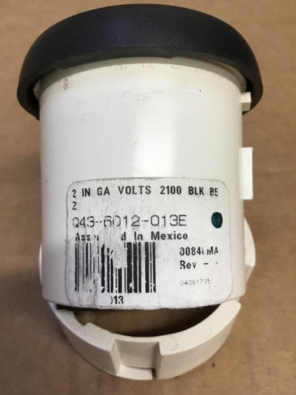 Peterbilt Q43-6012-013E voltmeter gauge (black bezel) from 2005 Peterbilt 387, used - view 2 of 5