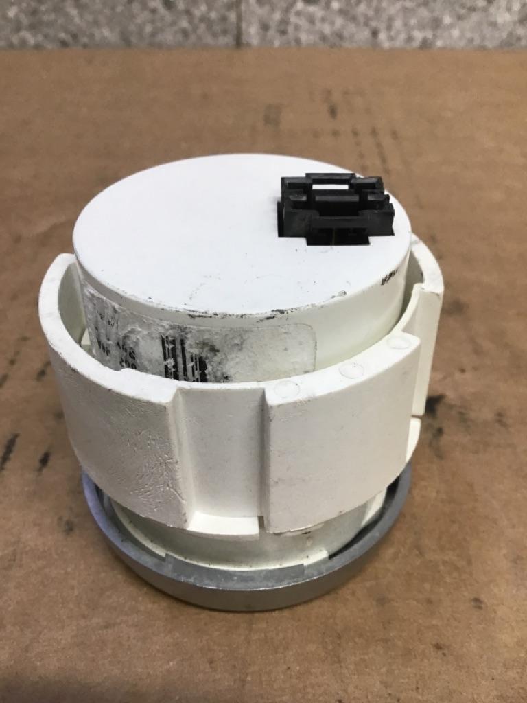 Peterbilt Q43-6013-002E oil temperature gauge (silver bezel) from 2005 Peterbilt 387, used - view 3 of 6