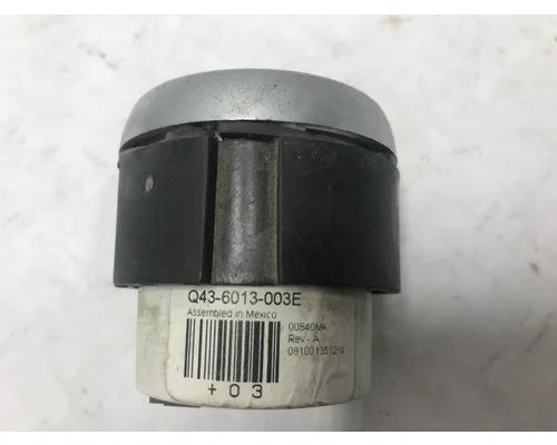 Peterbilt Q43-6013-003E front drive axle temperature gauge from 2009 Peterbilt 387, used - view 2 of 2