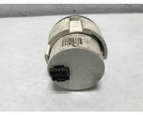 Peterbilt Q43-6013-006E pyrometer (exhaust temperature) gauge from 2007 Peterbilt 387, used - view 2 of 2