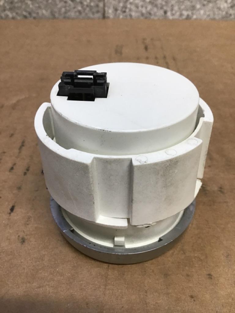 Peterbilt Q43-6013-007E fuel gauge (silver bezel) from 2005 Peterbilt 387, used - view 4 of 6
