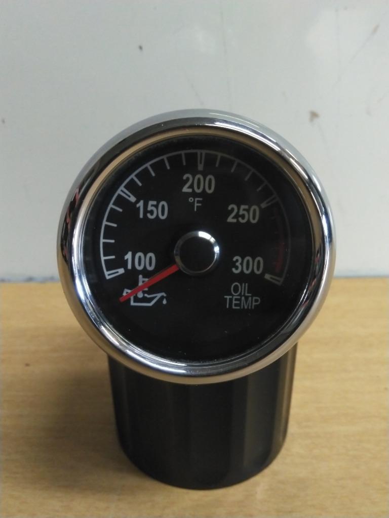 Peterbilt Q43-6071-106C100 oil temperature gauge from 2013 Peterbilt 579, used