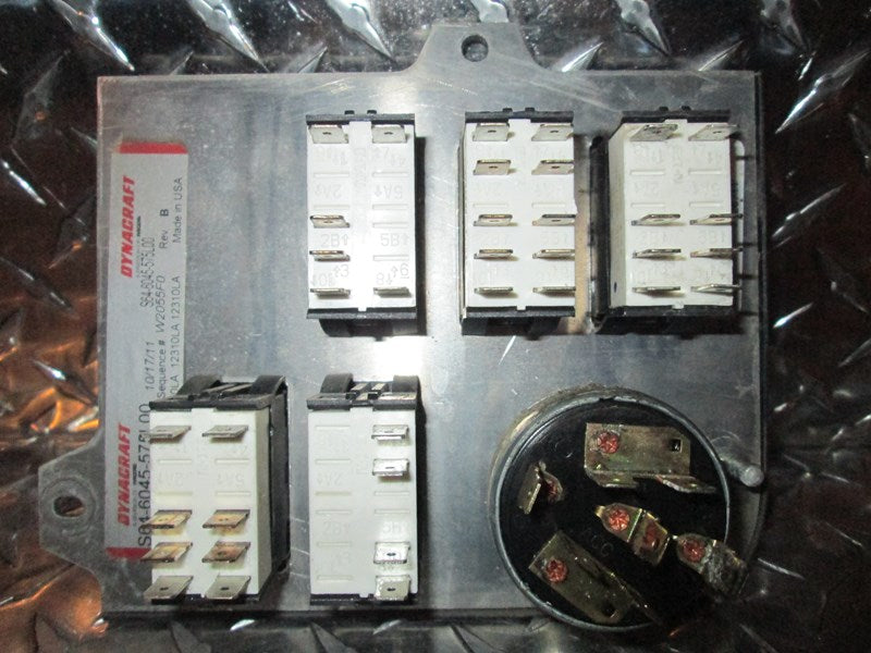 Peterbilt S616045575L00 switch panel from 2012 Peterbilt 386, used - view 2 of 2