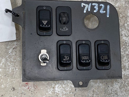 Peterbilt S646015350 switch panel from 2009 Peterbilt 365, used