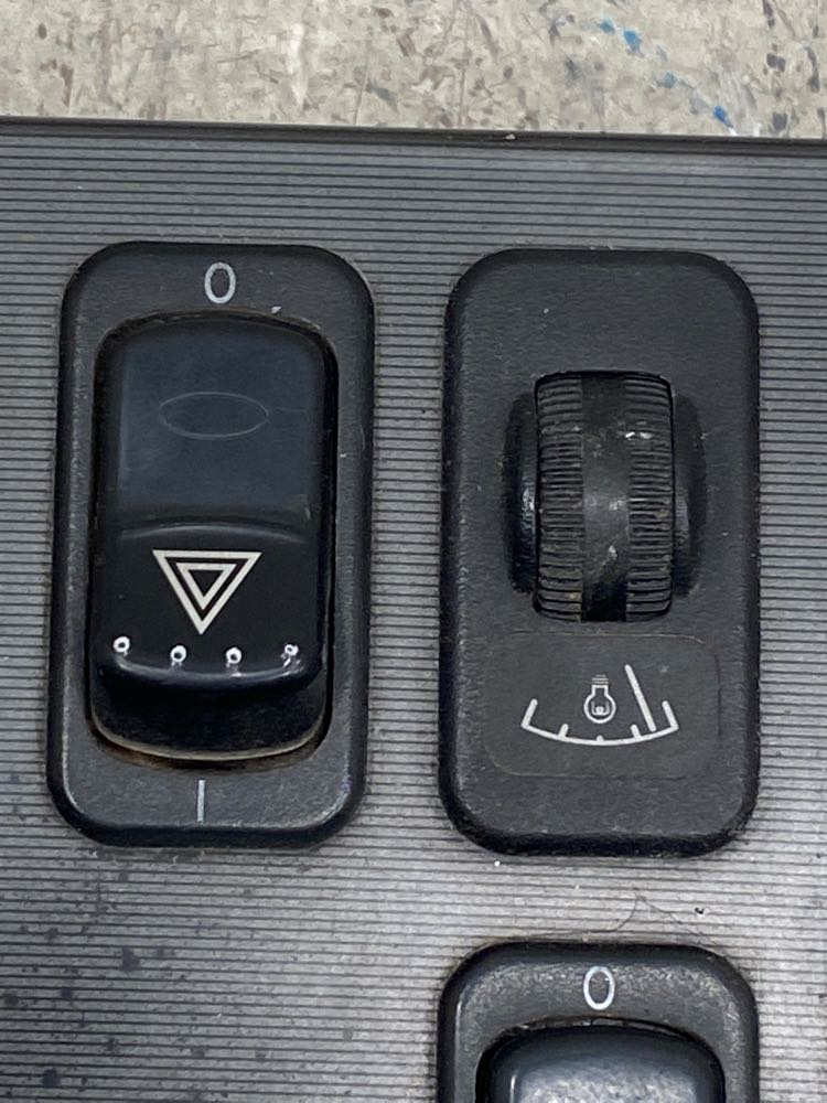 Peterbilt S646015350 switch panel from 2009 Peterbilt 365, used - view 2 of 5