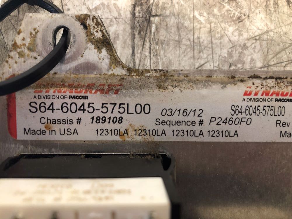 Peterbilt S646045575L00 switch panel from 2013 Peterbilt 386, used - view 5 of 5
