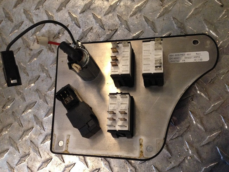 Peterbilt S646097M03501 switch panel from 2012 Peterbilt 587, used - view 2 of 4