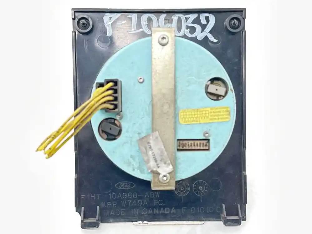 Sterling 10A988-ABW speedometer from 2004 Sterling SC8000 Cargo, used - view 3 of 3