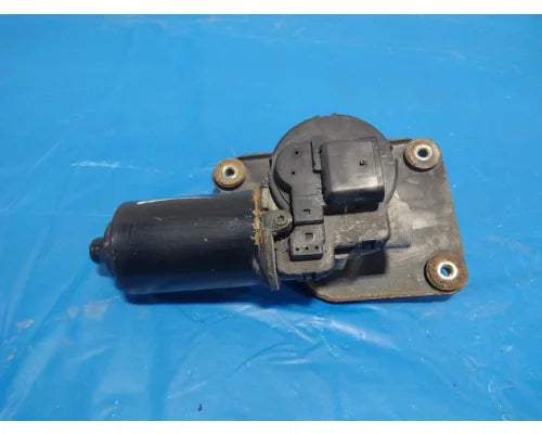 Sterling 15757168 windshield wiper motor from 2006 Sterling Acterra 5500, used