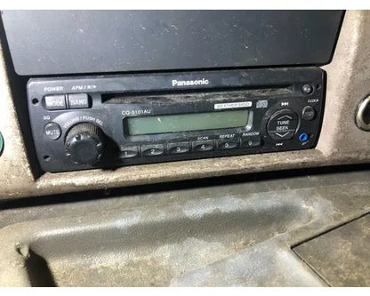 Sterling CQ-5101AU CD player radio from 2006 Sterling L9501, used - view 4 of 4